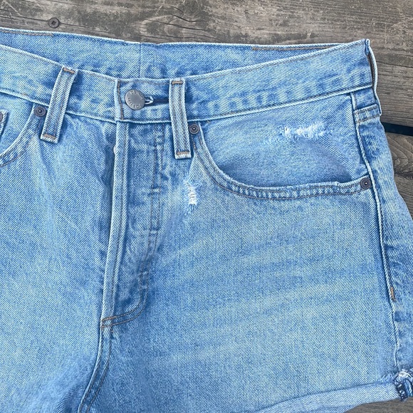 Aritzia Denim Forum
The Ex Boyfriend Hi-Rise Jean Short - Picture 6 of 13